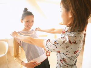 【2025年最新版】オリジナルエプロンの選び方とおすすめアイデア完全ガイド